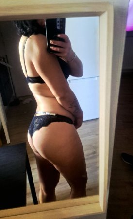 Mia